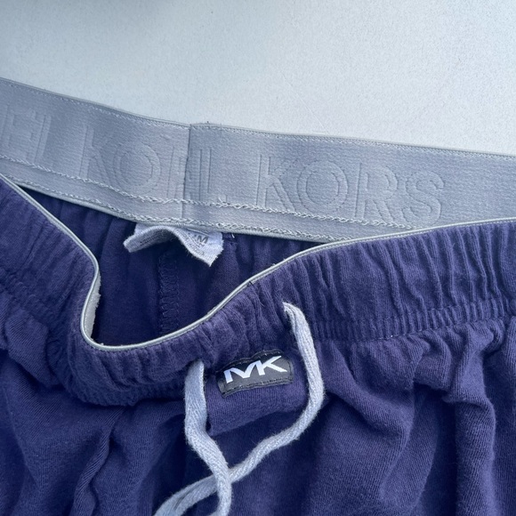 michael Kors shorts size L - Picture 2 of 2